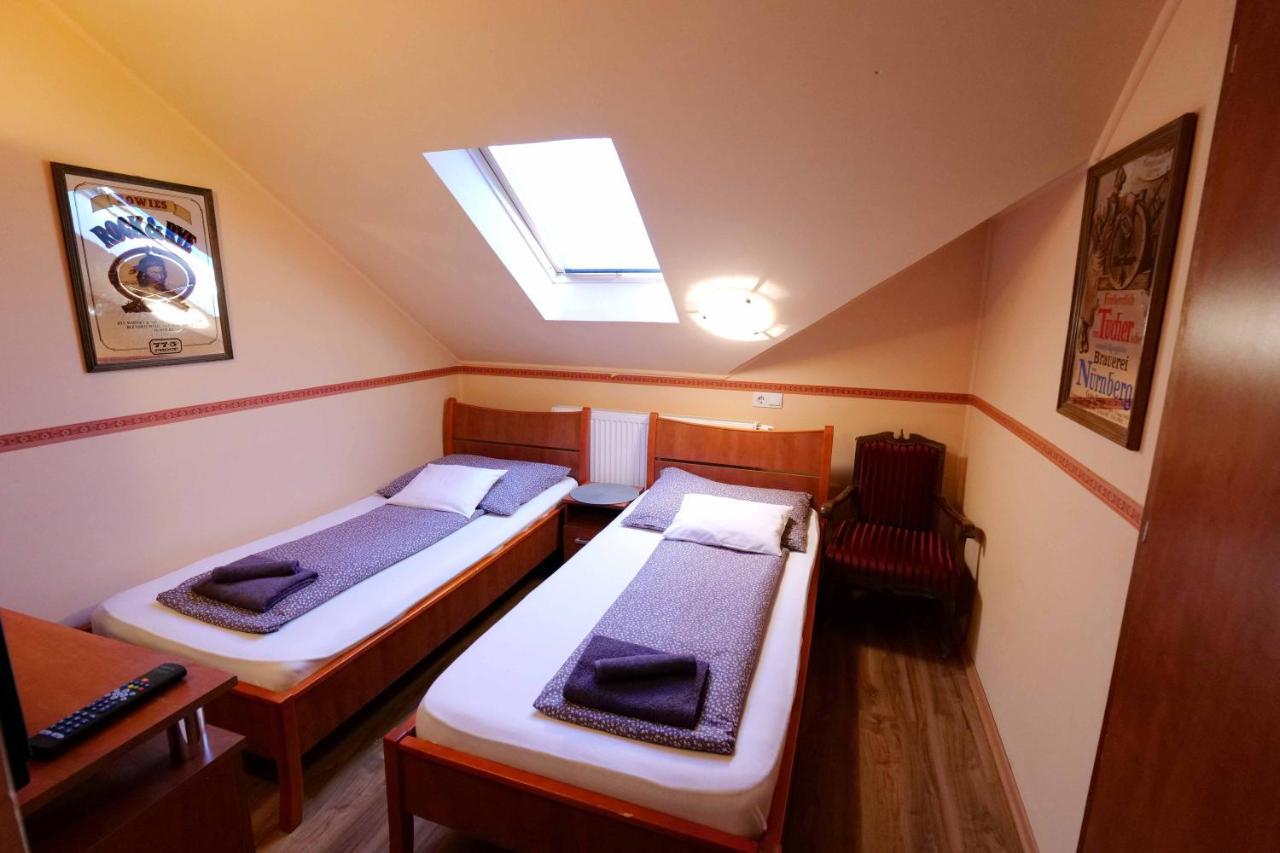 Nyilas Fogado Hotel Nyíregyháza Екстериор снимка